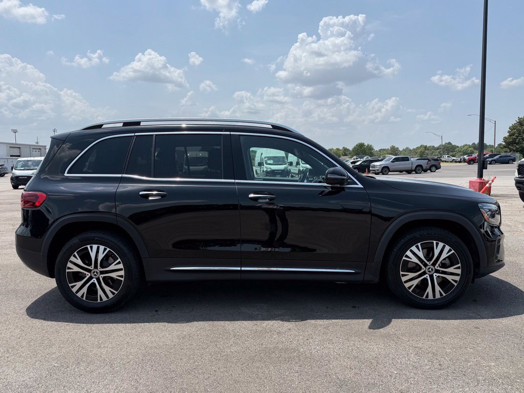 Used 2024 Mercedes-Benz GLB 250 image 9