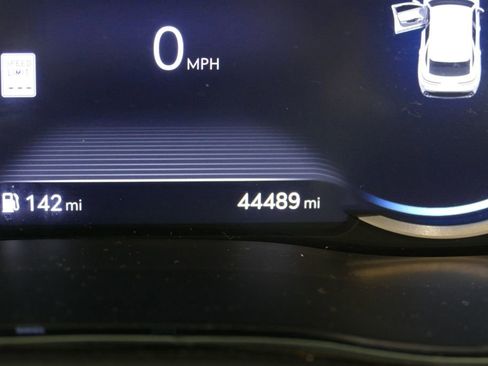 Used 2023 Genesis GV70 2.5T Select w/ Select Package image 17