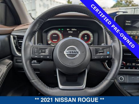 Used 2021 Nissan Rogue Platinum image 26