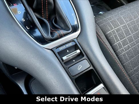 Used 2025 Honda HR-V Sport image 14