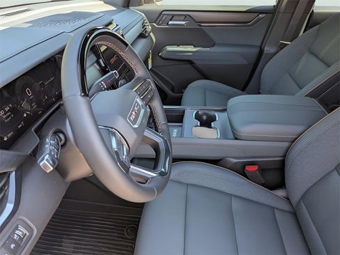 New 2026 GMC Acadia AT4 w/ Super Cruise Package image 8