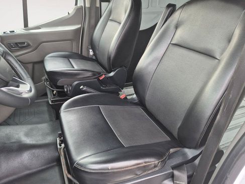 Used 2020 Ford Transit 250 Medium Roof RWD image 24