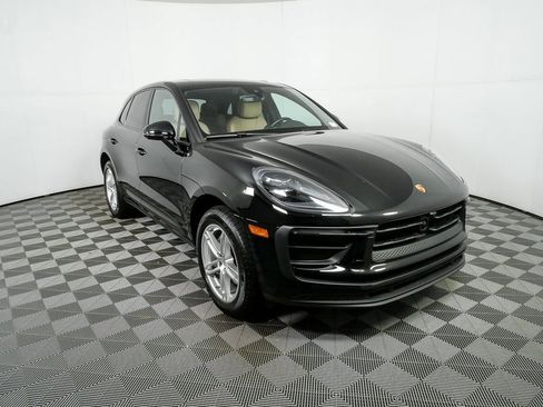 Certified 2023 Porsche Macan Turbo image 27