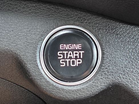 Used 2022 Kia Forte GT-Line w/ GT-Line Technology Package FWD image 19