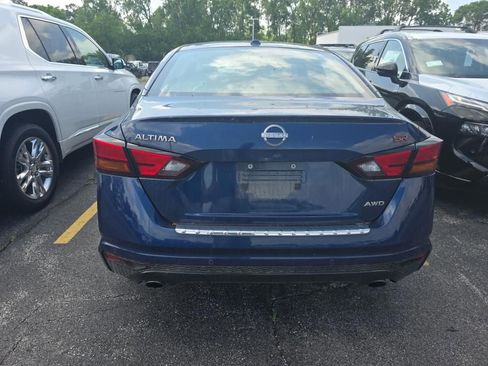 Certified 2023 Nissan Altima 2.5 SR w/ SR Premium Package AWD/4WD image 7