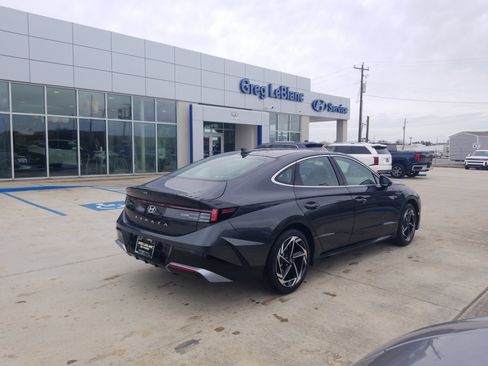 New 2026 Hyundai Sonata SEL FWD image 7