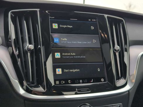 Used 2024 Volvo S60 B5 Core image 27