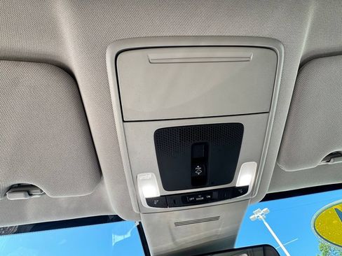 Used 2024 Honda CR-V EX-L image 21