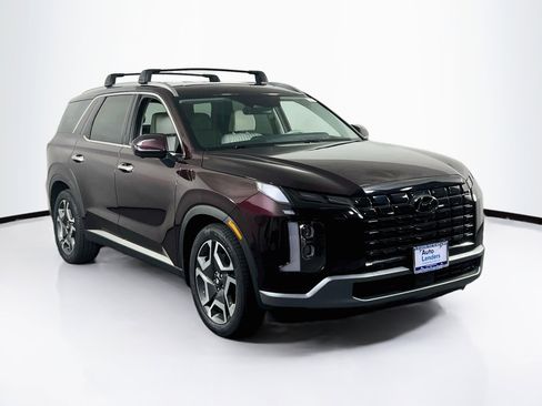 Used 2024 Hyundai Palisade Limited AWD/4WD image 3