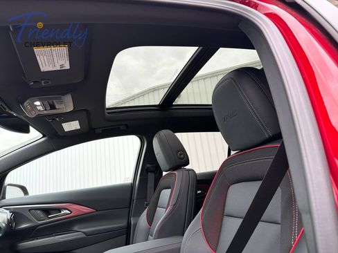 New 2026 Chevrolet Equinox EV RS AWD/4WD image 24