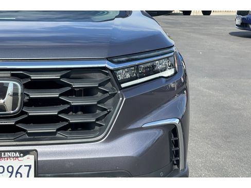 Used 2025 Honda Pilot EX-L image 19