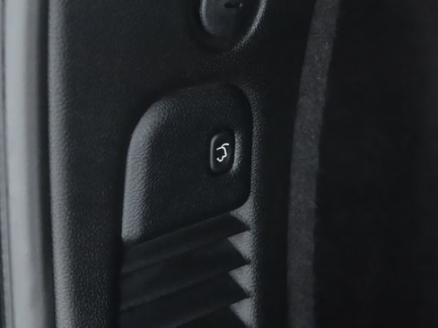 Used 2022 Dodge Durango GT image 18