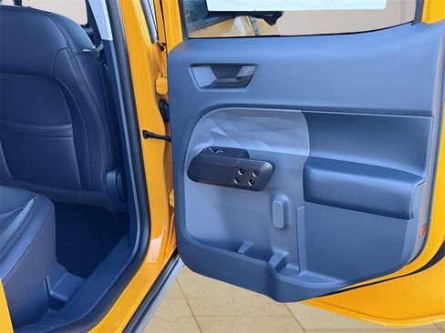 New 2026 Ford Maverick Lariat w/ Black Appearance Package image 30