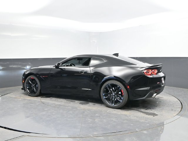 Used 2022 Chevrolet Camaro LT w/ Redline Edition RWD image 8