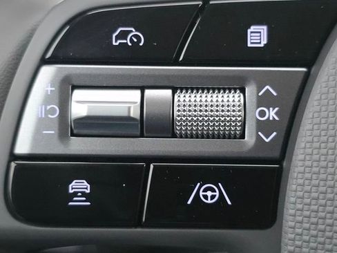 New 2026 Hyundai Ioniq 5 SEL image 9