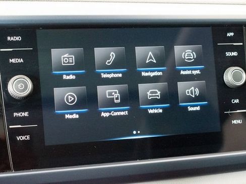 Used 2023 Volkswagen Taos SE AWD/4WD image 28