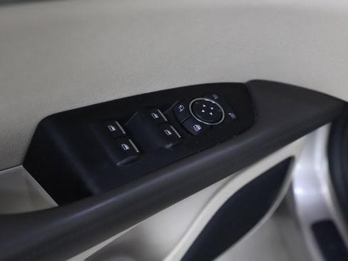 Used 2019 Lincoln Nautilus Reserve image 20