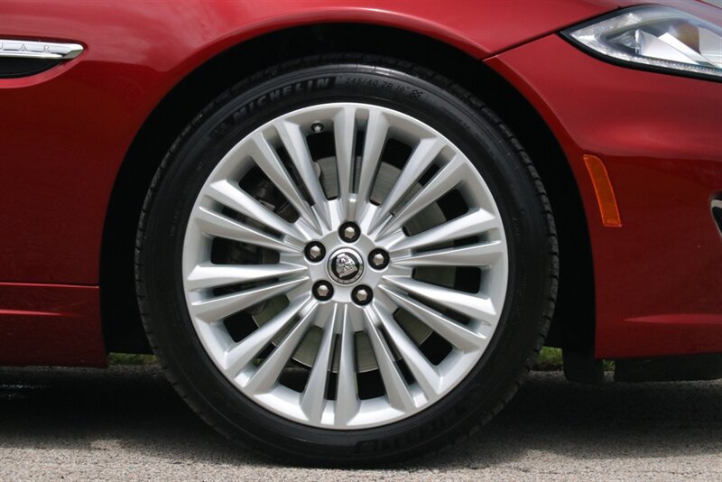 Used 2012 Jaguar XK Convertible RWD image 40