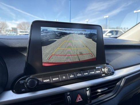 Used 2021 Kia Forte LXS image 27