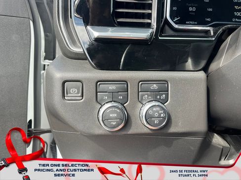 Used 2023 GMC Sierra 1500 Elevation image 24