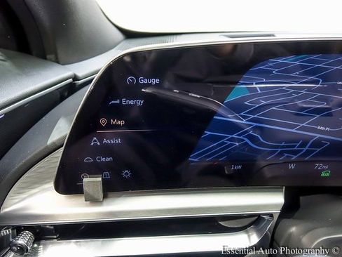 New 2025 Cadillac Lyriq Luxury image 13