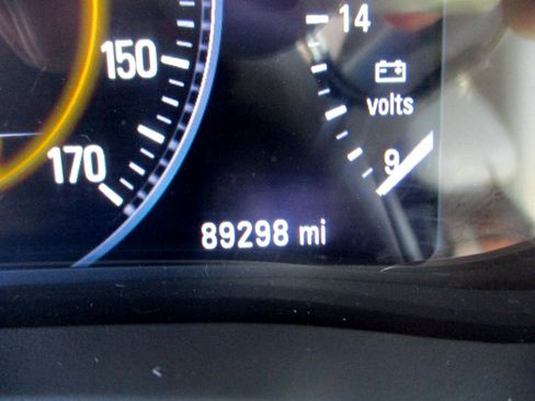 Used 2015 Buick LaCrosse Leather image 12