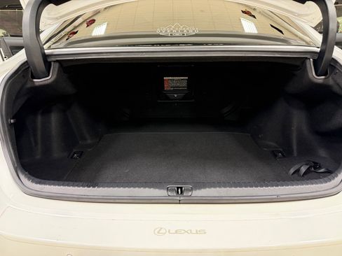 Used 2015 Lexus RC F image 20