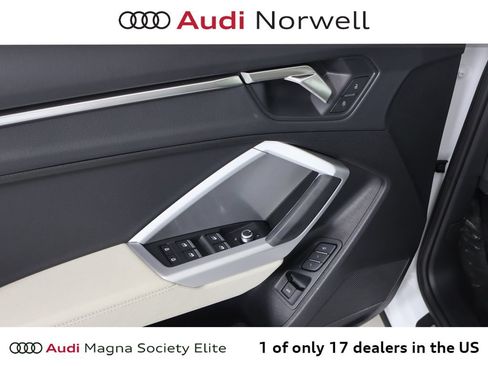 Used 2025 Audi Q3 2.0T Premium w/ Convenience Package AWD/4WD image 20