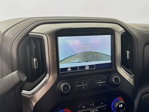 Used 2021 Chevrolet Silverado 1500 LT Trail Boss w/ Convenience Package II AWD/4WD image 13