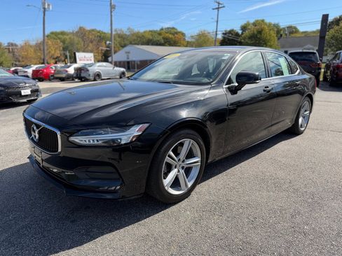 Used 2019 Volvo S90 T5 Momentum image 6