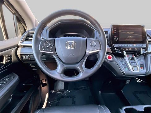 Certified 2023 Honda Odyssey EX-L image 5
