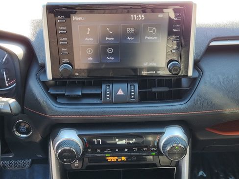 Used 2019 Toyota RAV4 Adventure image 14