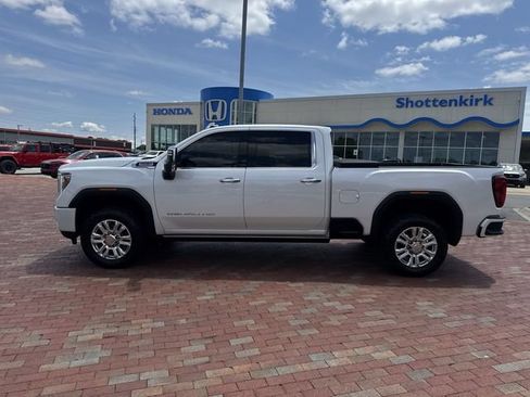 Used 2021 GMC Sierra 2500 Denali w/ Denali Ultimate Package AWD/4WD image 33