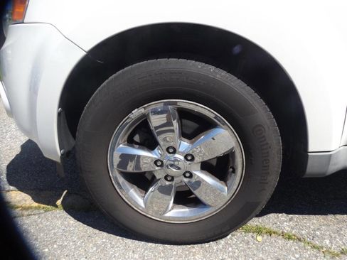 Used 2009 Ford Escape XLT FWD image 20