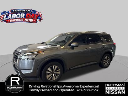 Used 2022 Nissan Pathfinder SL