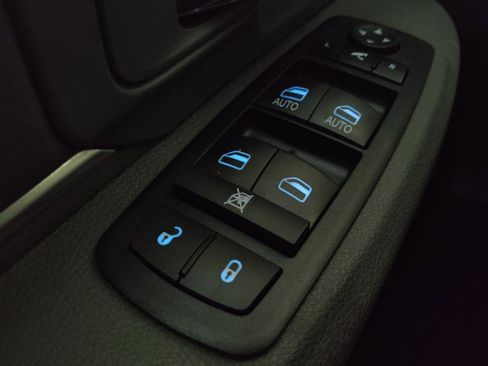 Used 2015 RAM 1500 Big Horn AWD/4WD image 27