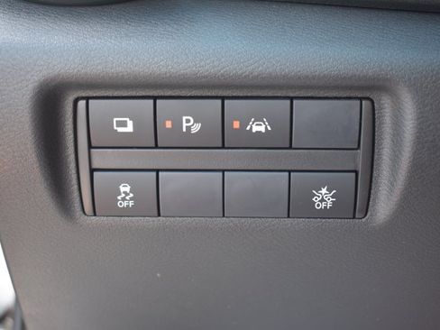 Used 2025 Nissan Versa S FWD image 25