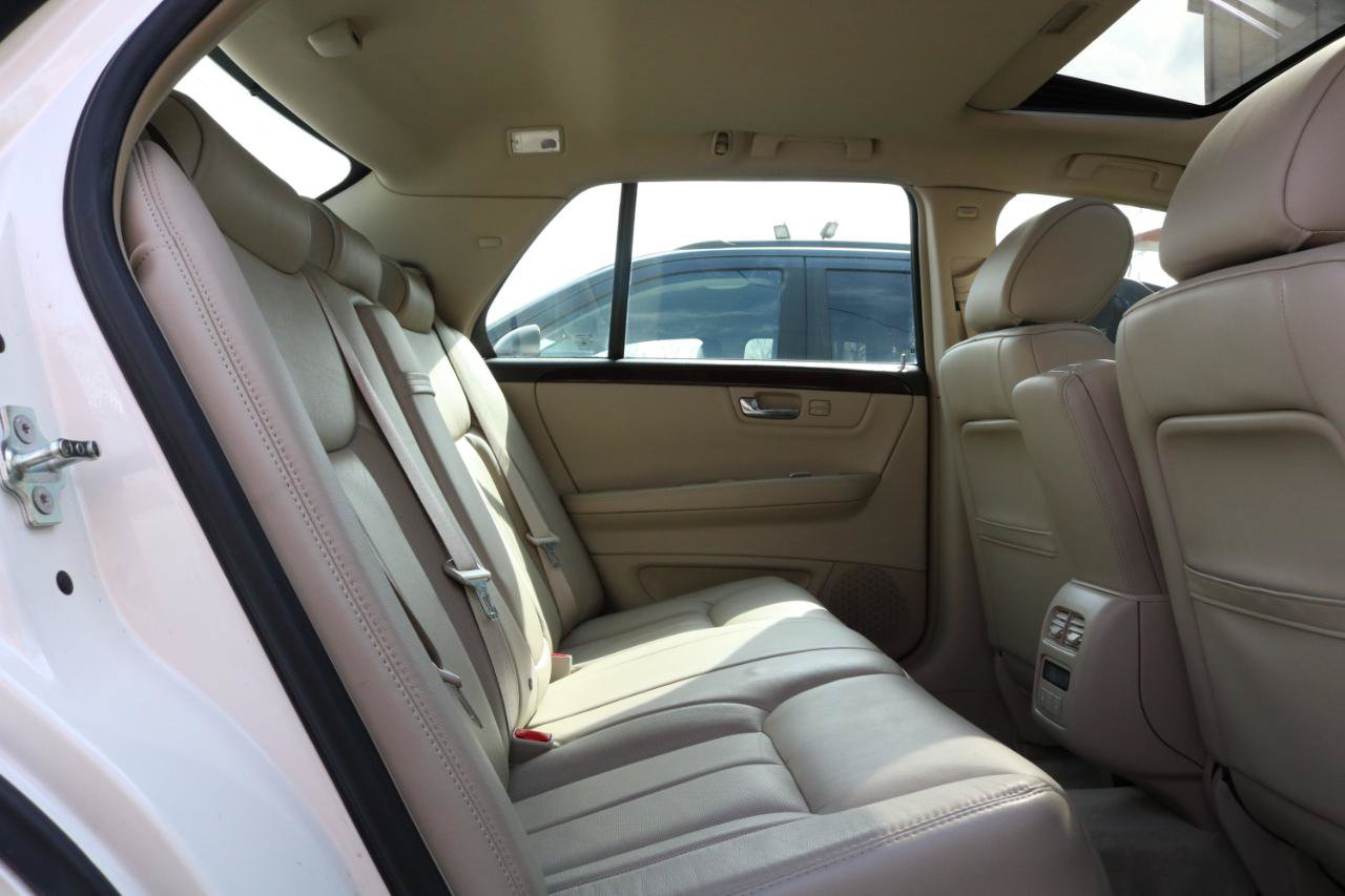 Used 2009 Cadillac DTS w/ Sun And Sound Package FWD image 42