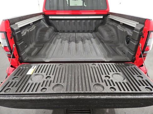 New 2026 Nissan Frontier SV w/ SV Convenience Package image 13