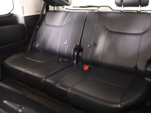 Used 2015 Lexus LX 570 4WD image 15