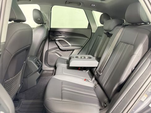 Certified 2025 Audi Q5 Premium w/ Convenience Package AWD/4WD image 13