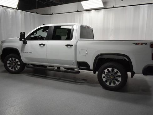 New 2026 Chevrolet Silverado 2500 Custom w/ Custom Value Package AWD/4WD image 9