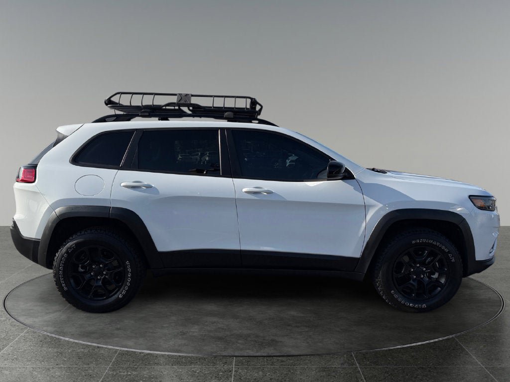 Used 2022 Jeep Cherokee Latitude AWD/4WD image 10