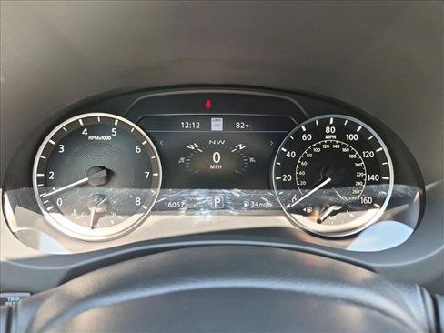 Used 2024 INFINITI QX55 Essential AWD/4WD image 11