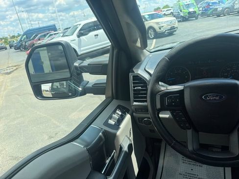 Used 2016 Ford F150 XLT w/ Equipment Group 302A Luxury AWD/4WD image 18