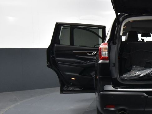 Used 2023 Subaru Ascent Touring image 37