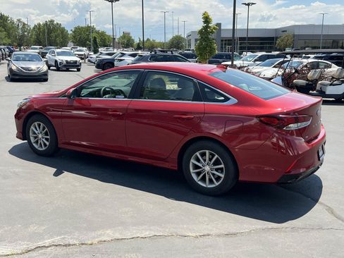 Used 2018 Hyundai Sonata SE FWD image 11