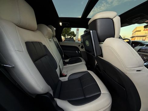 Used 2019 Land Rover Range Rover Sport Autobiography image 54