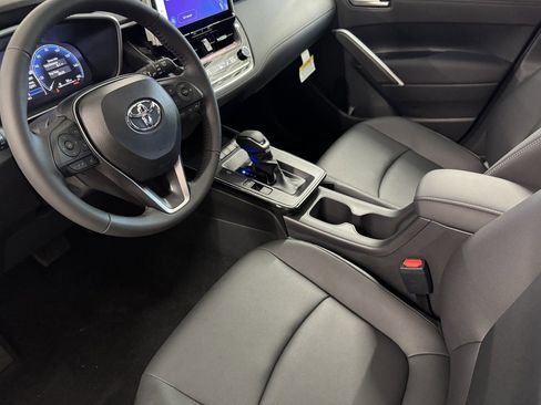 New 2026 Toyota Corolla Cross XLE w/ Convenience Package image 10
