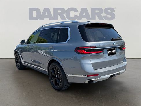 Used 2025 BMW X7 xDrive40i w/ Executive Package AWD/4WD image 4